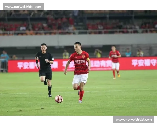 回顾2017恒大vs延边经典对决从争冠压力到赛场关键瞬间全解析